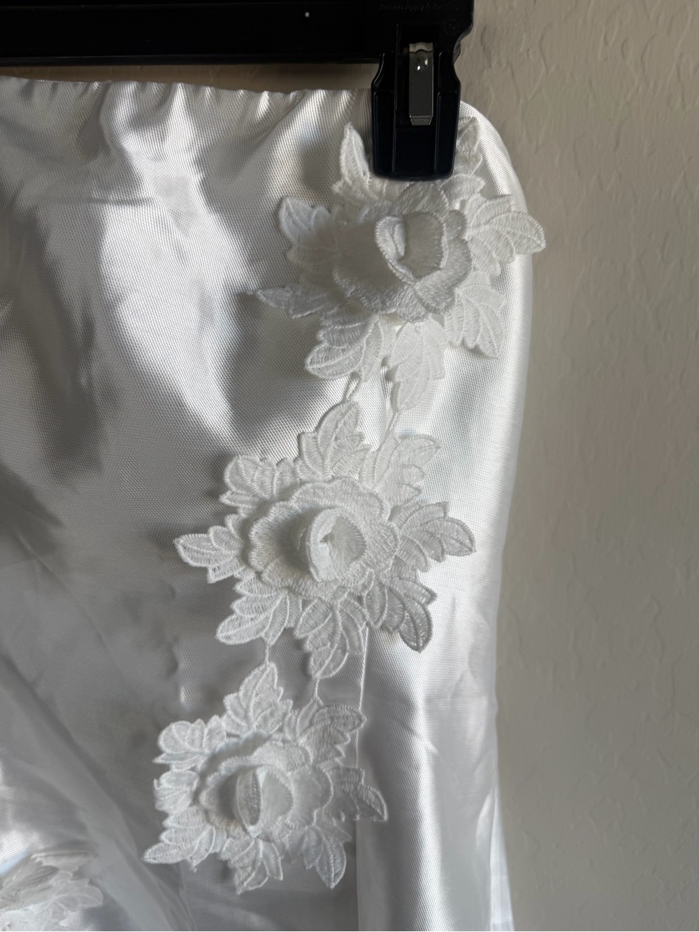 Lulus Charming Destiny White 3D Floral Appliqué Mini Dress M Coquette Wedding - Picture 6 of 7